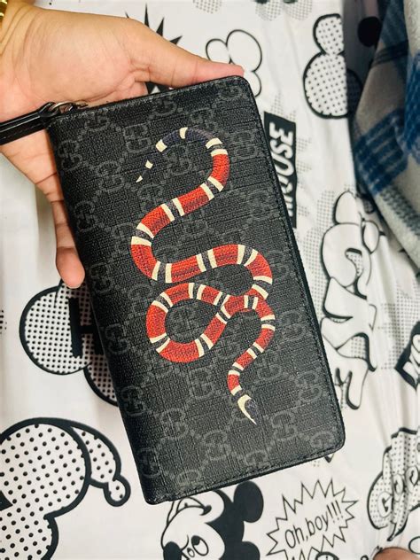 gucci neck wallet|where to buy gucci wallet.